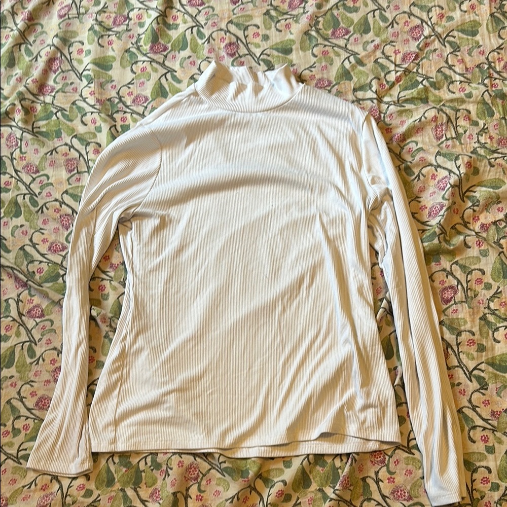 Women's White Long Sleeve Top